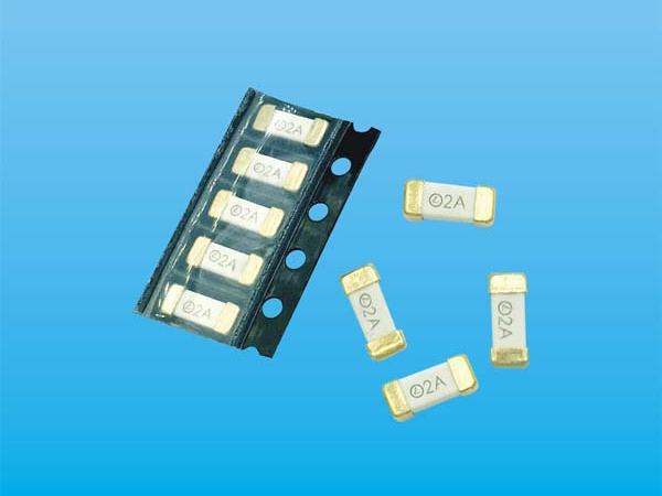 What are the characteristics of the two common over-current protection methods: shutdown protection and current-limiting protection?